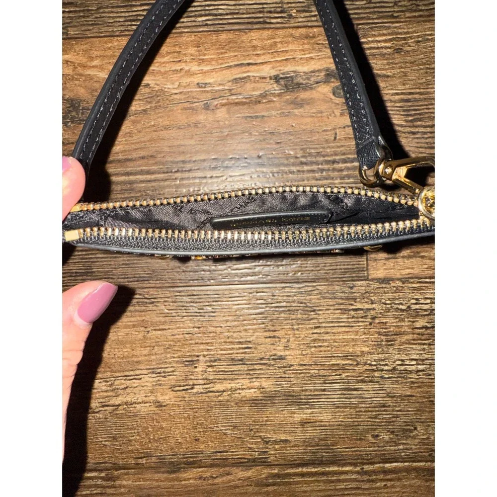 Michael Kors Black Saffiano Leather Zip Card Case‎ Wallet Lanyard